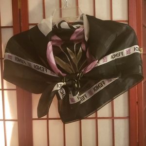 💥3/$10. Square Floral Scarf 38" x 38"